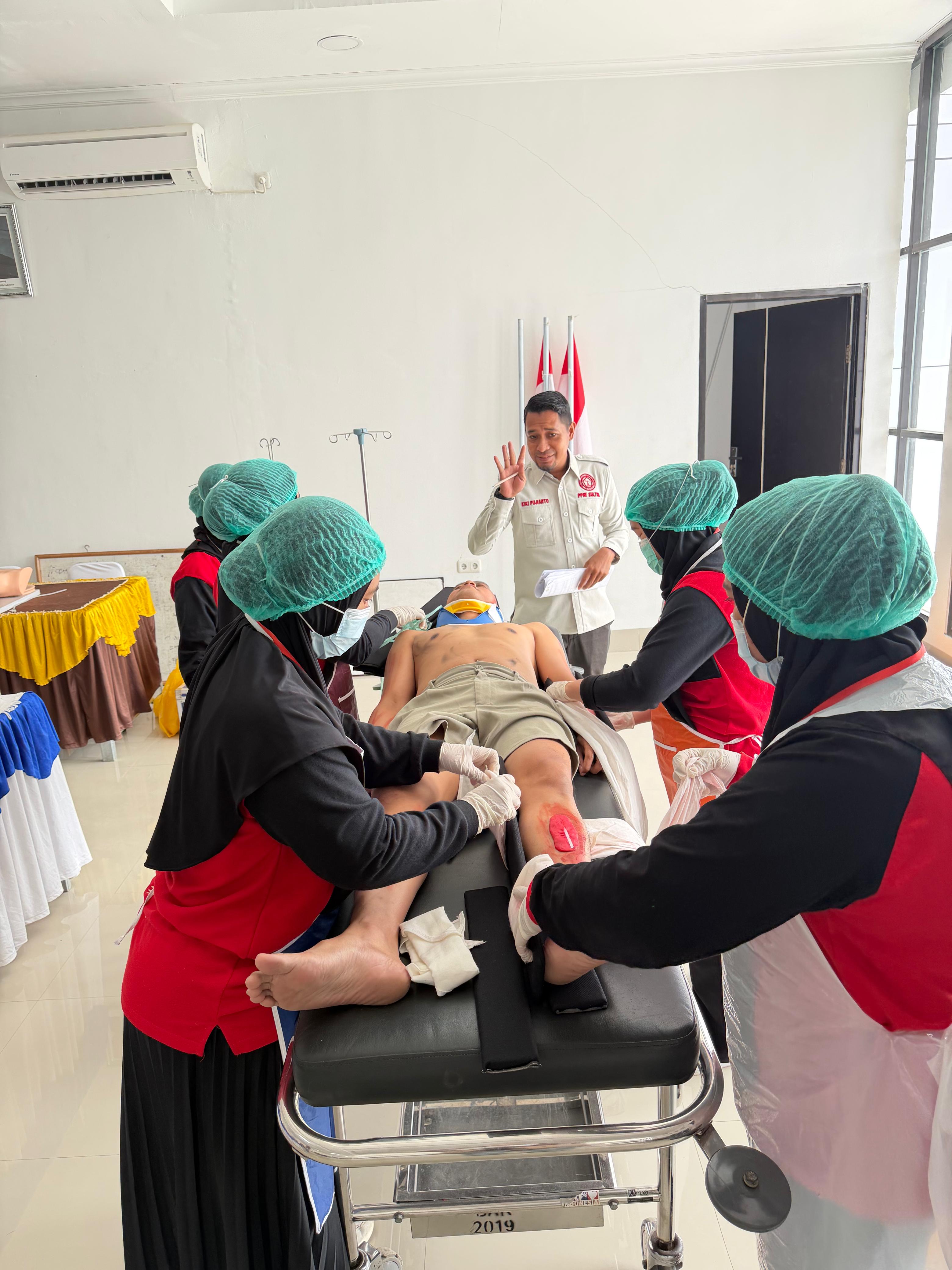 Pelatihan BTCLS for Nurse